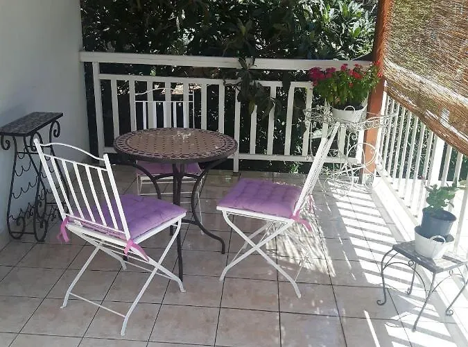 Guest house Noor And Hvar Town