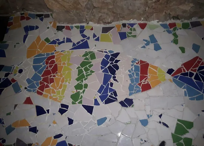 Noor And Πανσιόν 3*