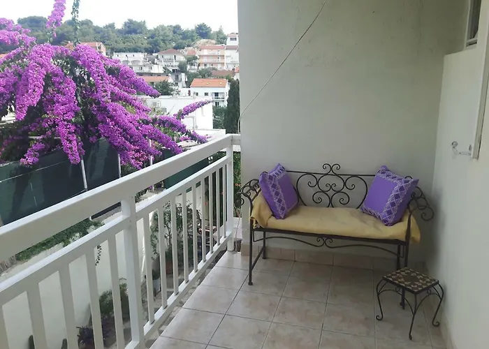 Noor And Guest house