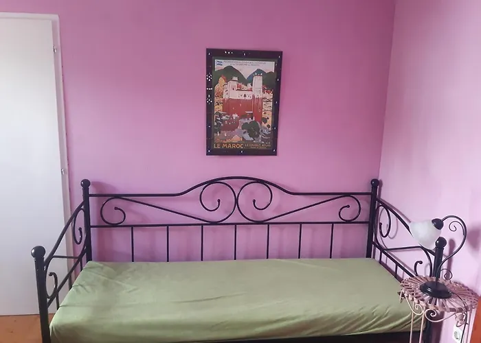 Noor And Guest house 3*