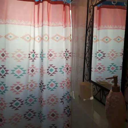 بيت ضيافة Noor And 3*